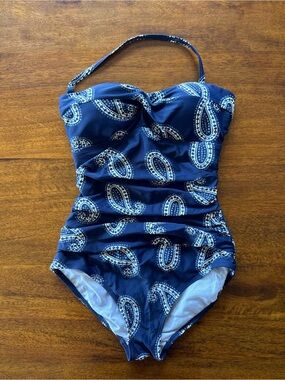Boden ⚓️ Navy and White Paisley One-Piece Swimsuit size 4